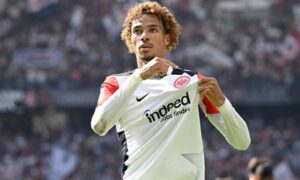 Hugo Ekitike đã để lại ấn tượng mạnh mẽ tại Bundesliga